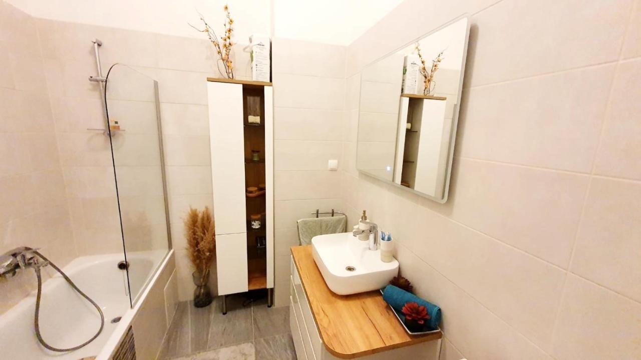 Stylische Ruheoase Appartement Wenen Buitenkant foto